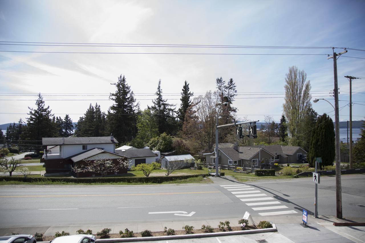 Pacific Point Market And Suites Powell River Dış mekan fotoğraf